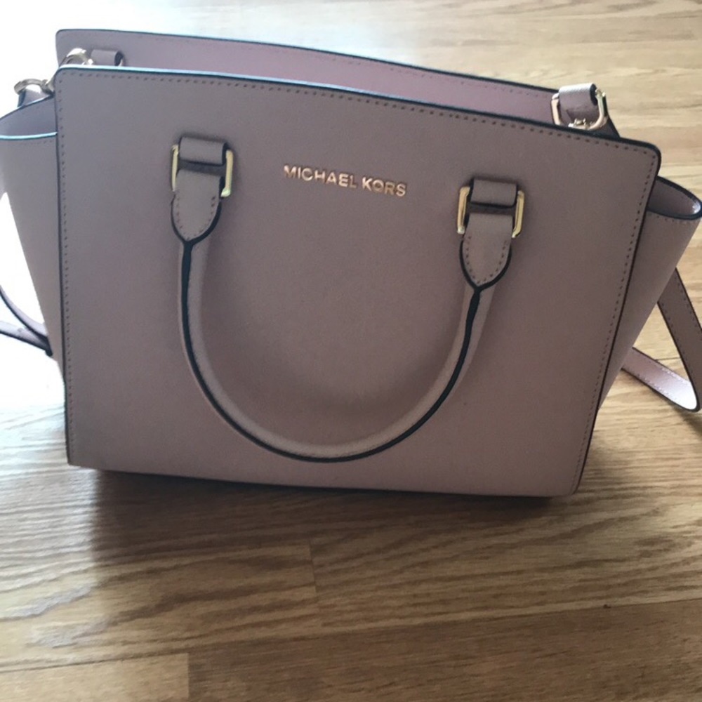 Michael Kors Baby Pink Selma Satchel